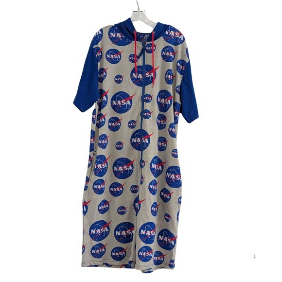🚀 NASA Zip-Up Hoodie Romper – Size L – NWT - Picture 2 of 4